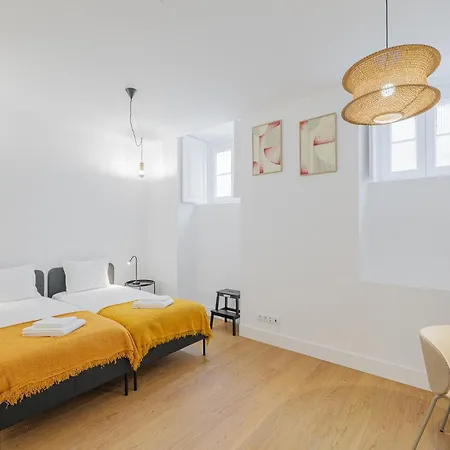 Апартаменти Bairro Alto Selection View Лісабон